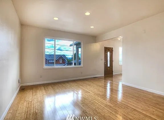 531 31st Ave S — Photo 6