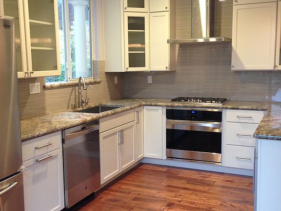 4th image of 5285 Manderston Dr