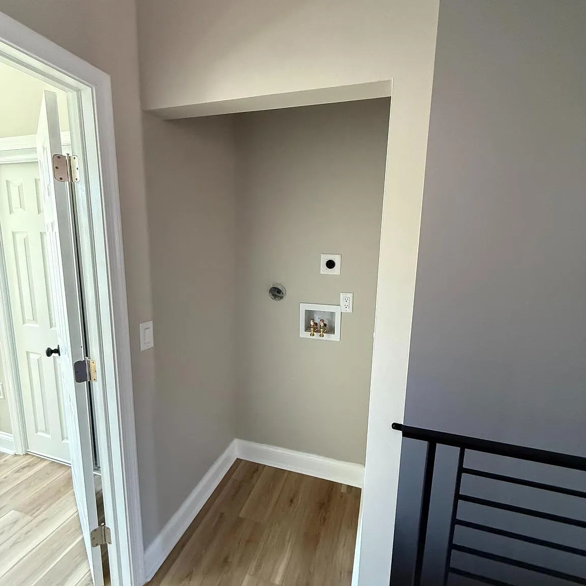2 bed, 1.0 bath, 1190 sqft, $1,150 — Photo 3