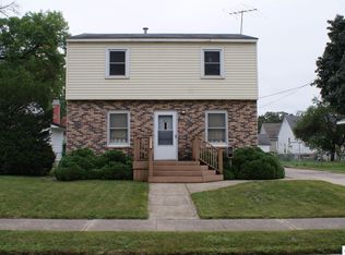 109 S Ohio Ave, Mason City, IA 50401
