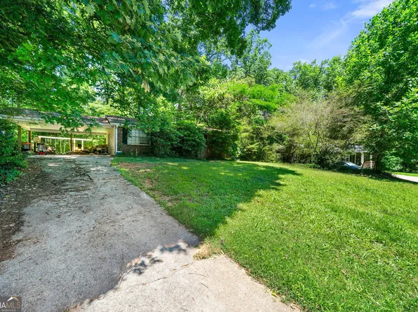 2257 Chestnut Log Loop, Lithia Springs, GA 30122