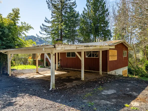 11736 Orchard Ave, Mapleton, OR 97453