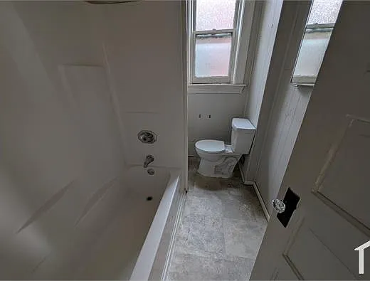 3458 Alberta St #2F — Photo 6