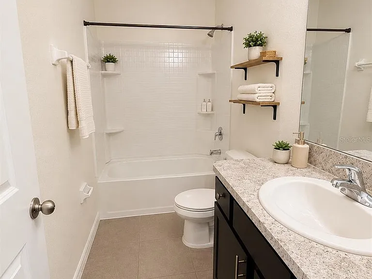 809 Lucent Sands Ct — Photo 18