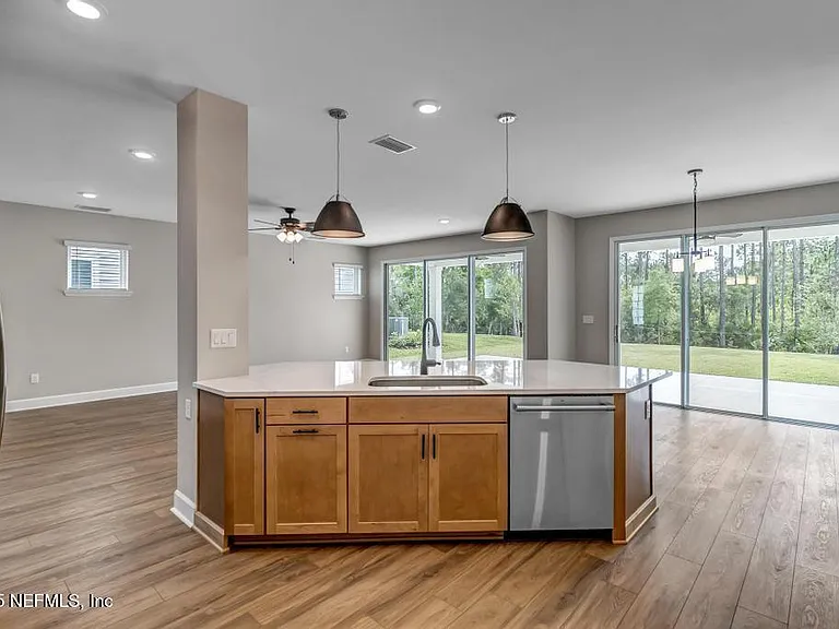 428 Settlers Landing Dr — Photo 12