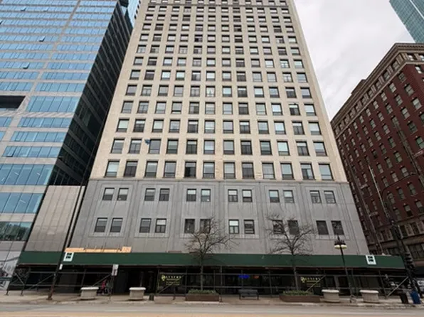 910 S Michigan Ave APT 1812, Chicago, IL 60605