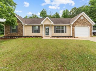 348 Autumn Ridge Trl, Gray, GA 31032
