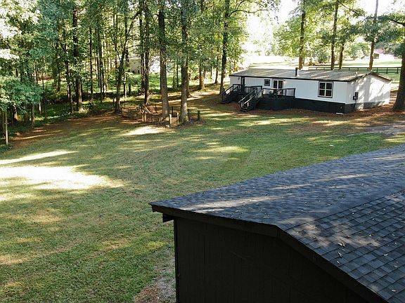 2nd image of 194 Adams Rd