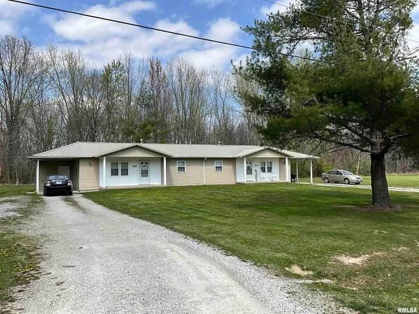 4207 Keener Dr, Salem, IL 62881