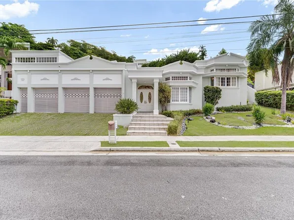 602 1st St, Guaynabo, PR 00969