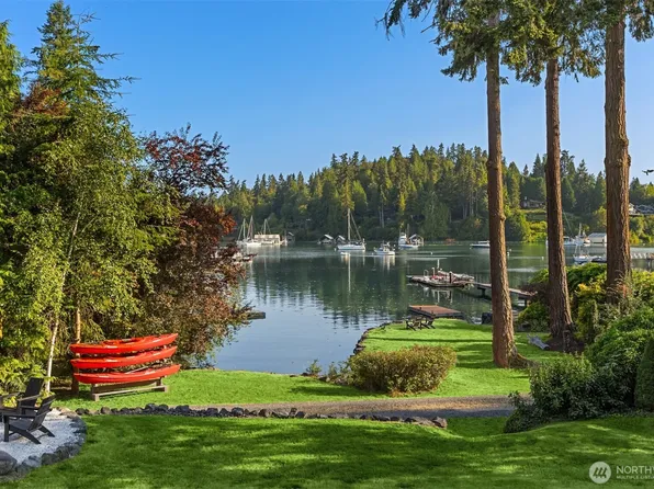 15041 Skogen Lane NE, Bainbridge Island, WA 98110