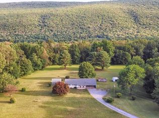 1718A Upper Rd, Shamokin, PA 17872