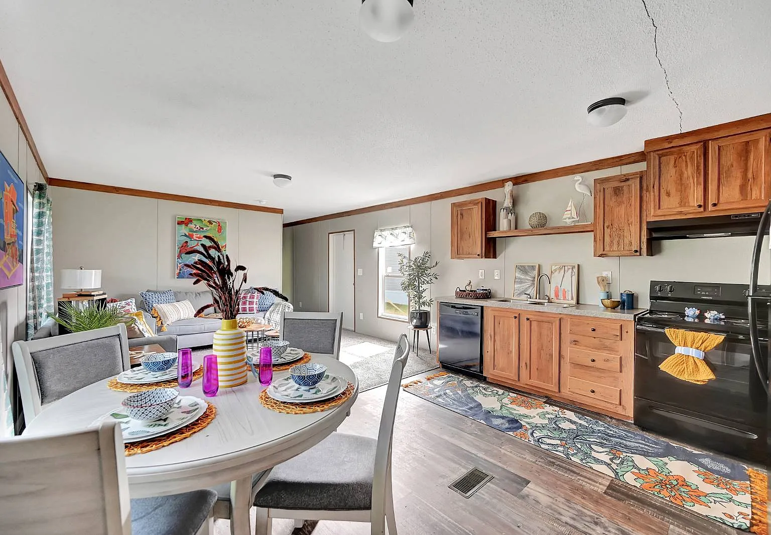3 bed, 2.0 bath, $1,575 — Photo 1
