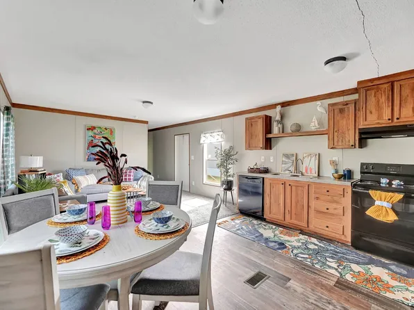 376 W Buell Dr #32A, Fort Myers, FL 33905