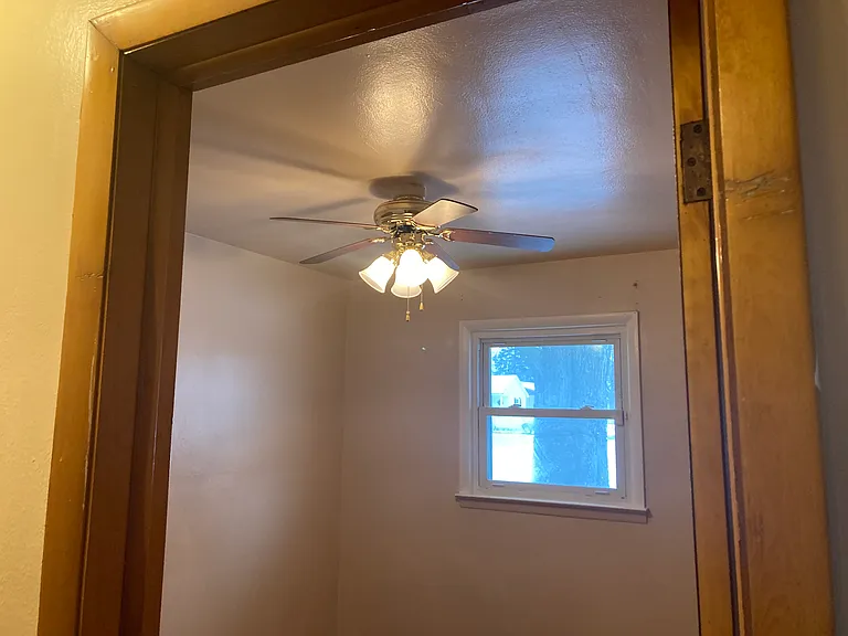 1409 Mittendorf Dr — Photo 20