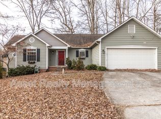 1405 Wenlock Rd, Knoxville, TN 37922