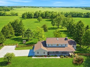 11106 Siedschlag Rd, Spring Grove, IL 60081