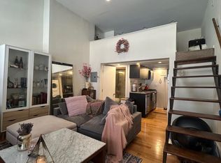 311 S 12th St APT 1F, Philadelphia, PA 19107