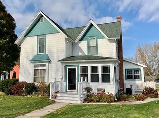 251 W Daley St, Spring Green, WI 53588