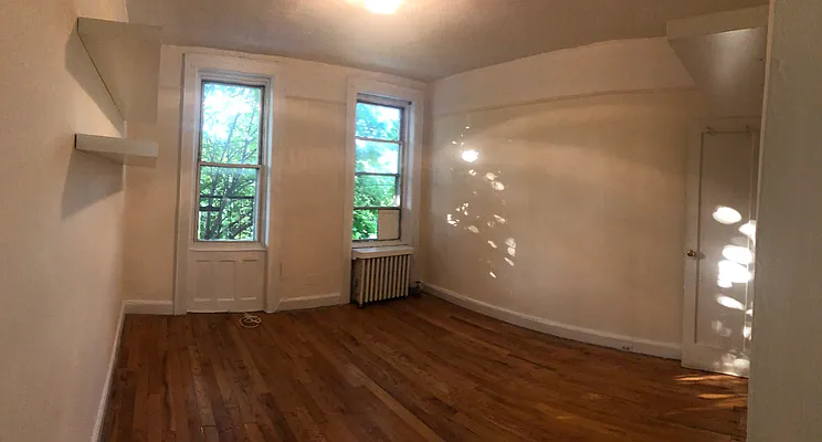 Rented by Tran Real Estate Inc. | media 1