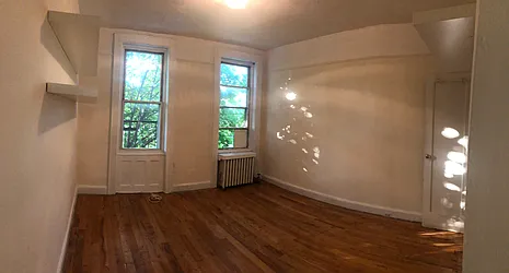 Rented by Tran Real Estate Inc.