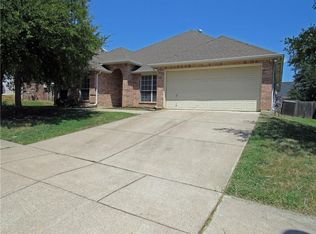 1709 Glendora Ct, Denton, TX 76210