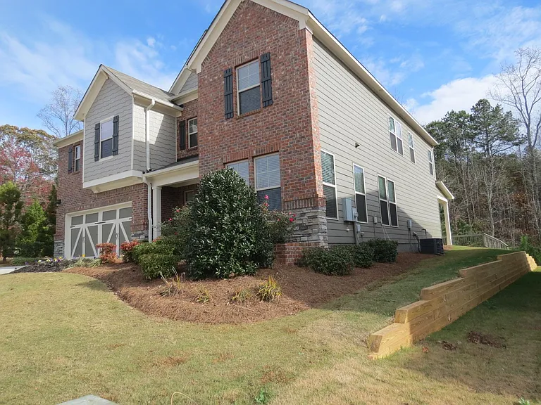 2951 Blake Towers Ln — Photo 23