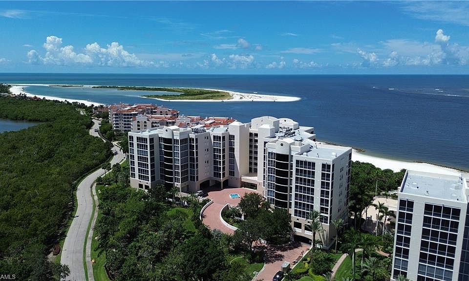 1st image of 4000 Royal Marco WAY #422
