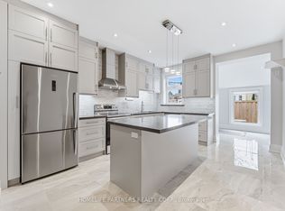 511 Indian Grv, Toronto, ON M6P 2J1