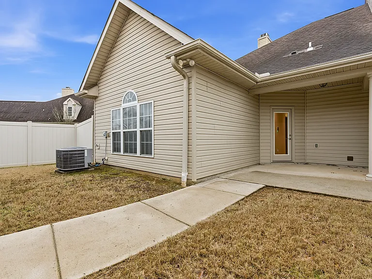 1826 Rushing Wood Dr NW — Photo 12