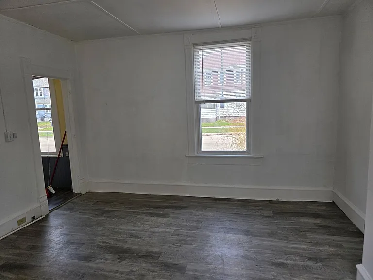 1330 N 12th St. (9 Unit) — Photo 9
