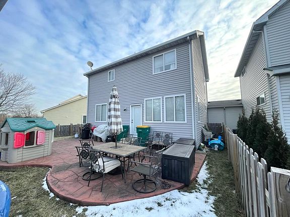 5th image of 3819 Gloria Ln