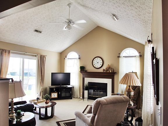2nd image of 6253 Hampton Green Pl #7-C