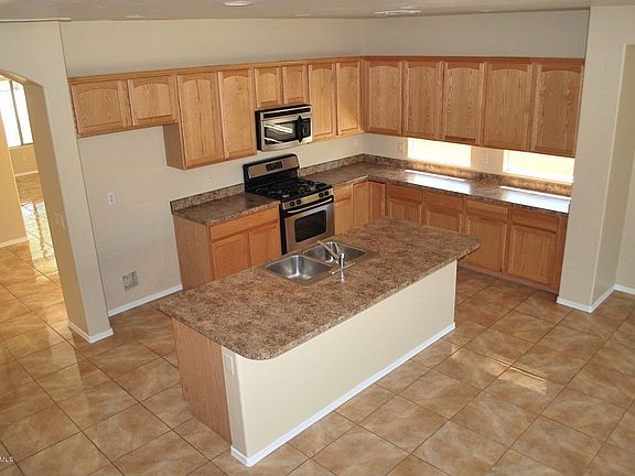 5th image of 13047 N Catbird Dr