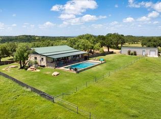6446 Black Jack Rd, Fredonia, TX 76842