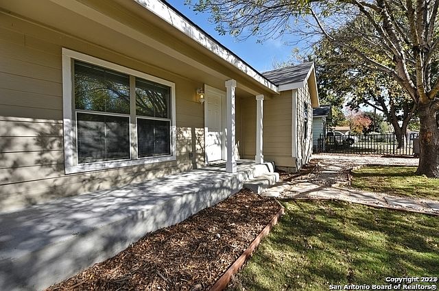 1st image of 119 PHARIS ST