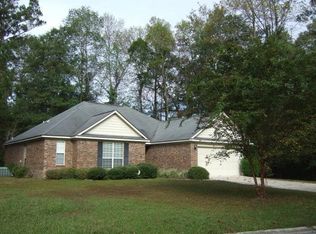 40 Inverness Ct, Hinesville, GA 31313