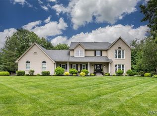 600 E Waters Edge Dr, Shiloh, IL 62221