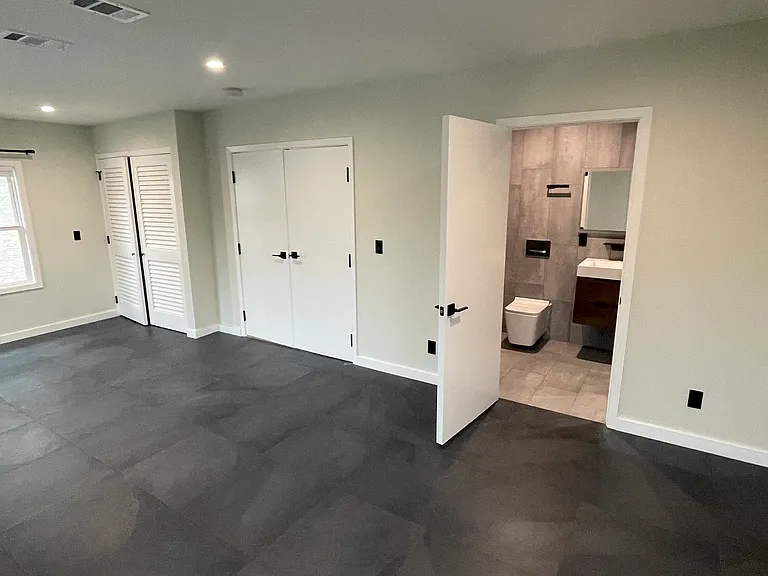 3028 Regent St — Photo 23