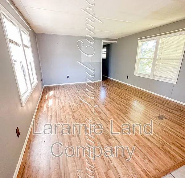 954 N McCue St #13 — Photo 8