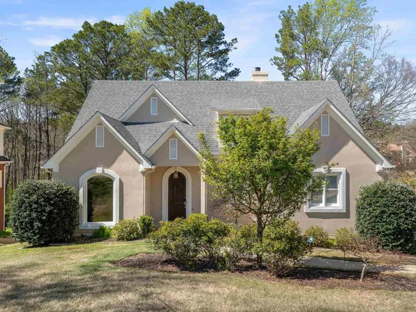1216 Willow Leaf Cir, Hoover, AL 35244