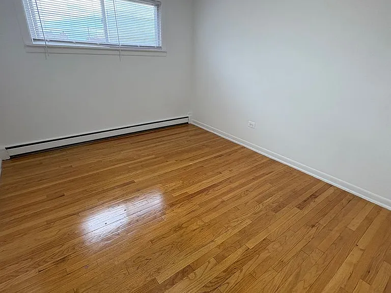 6933 Stanley Ave — Photo 6