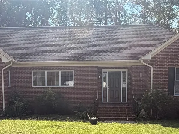 19106 Andrews Dr, South Chesterfield, VA 23803