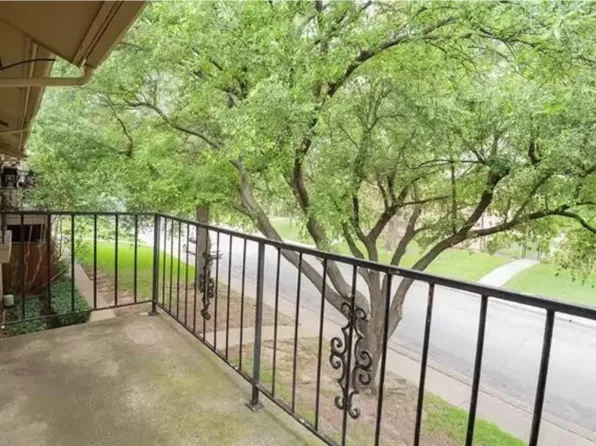 (undisclosed Address), Dallas, TX 75206