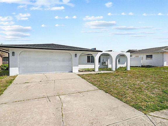 4th image of 5813 Chapman Dr