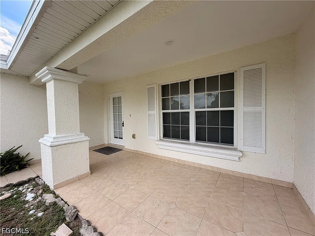 3 bed, 2.0 bath, 1589 sqft, $1,700 — Photo 2