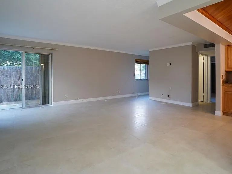 1815 Fairview Villas Dr #1 — Photo 2