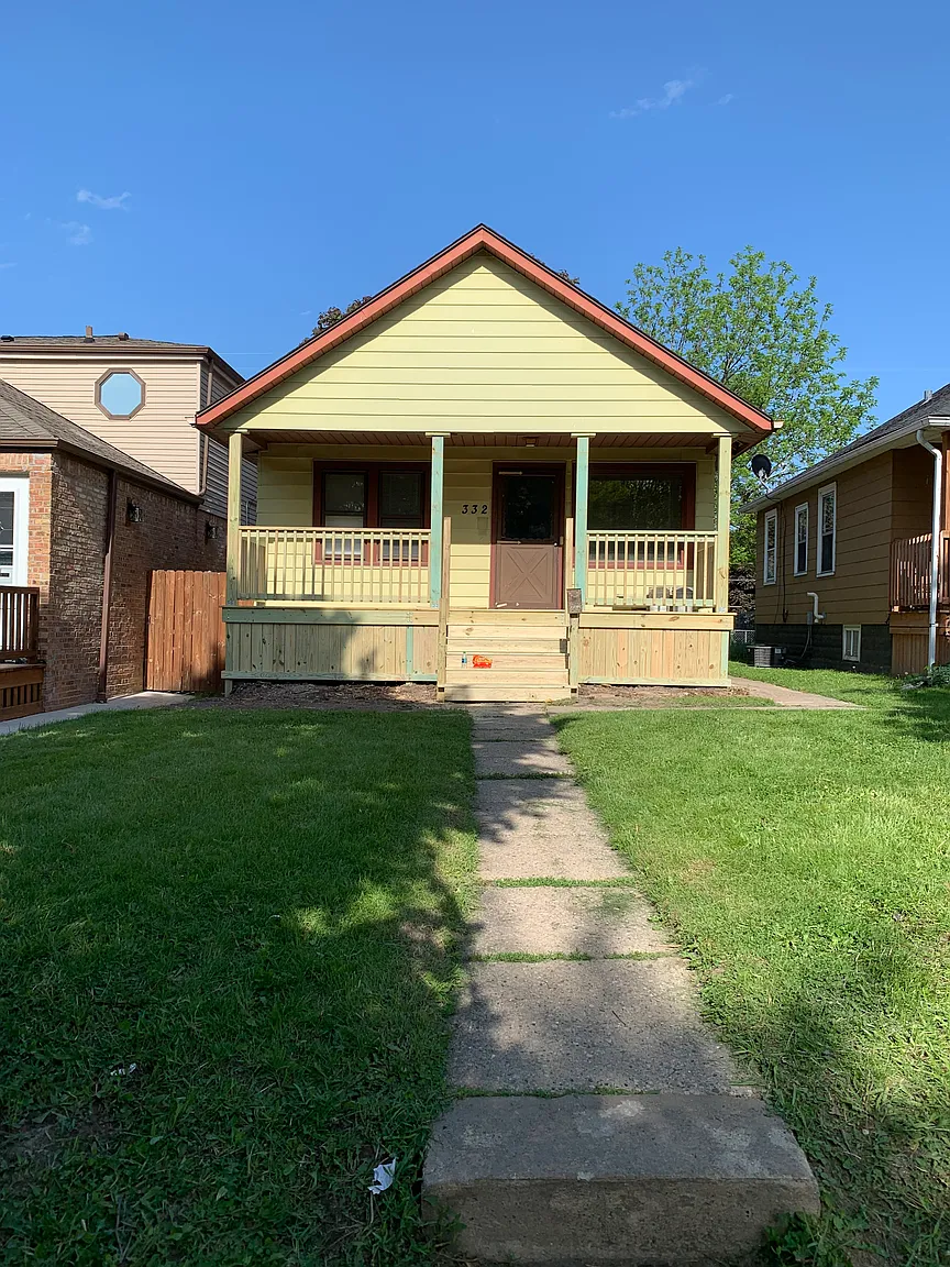 332 S 65th St photo 1