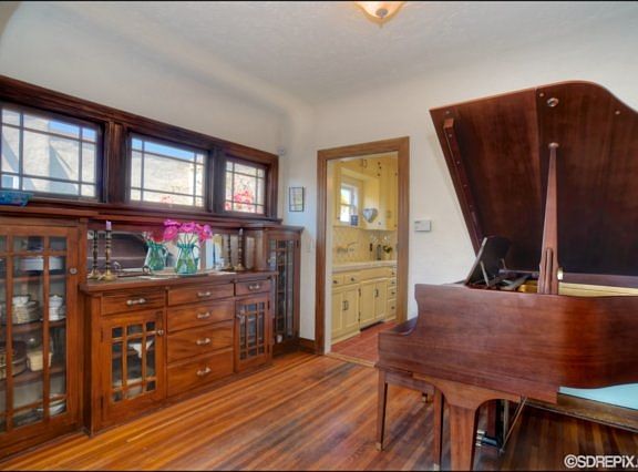 4th image of 3115 Gregory St