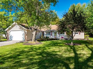 32330 Bagley Rd, North Ridgeville, OH 44039